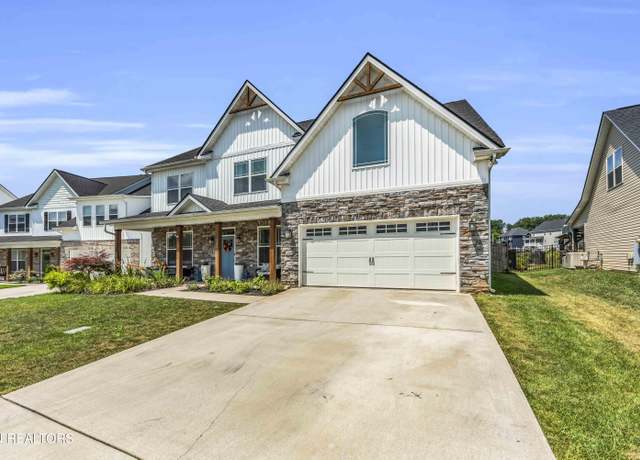 Property at 2231 Nora Mae Rd, Knoxville, TN 37932, 4 beds, 2.5 baths
