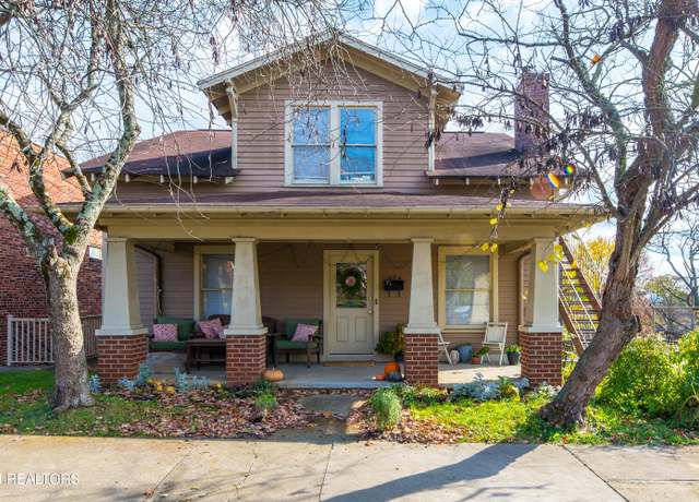 Property at 424 E Scott Ave, Knoxville, TN 37917, 5 beds