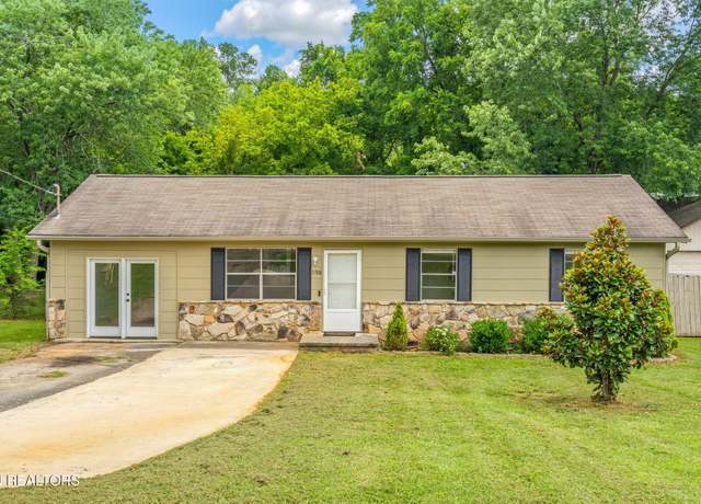 Property at 3708 Vienna Dr, Knoxville, TN 37912, 3 beds, 1 bath