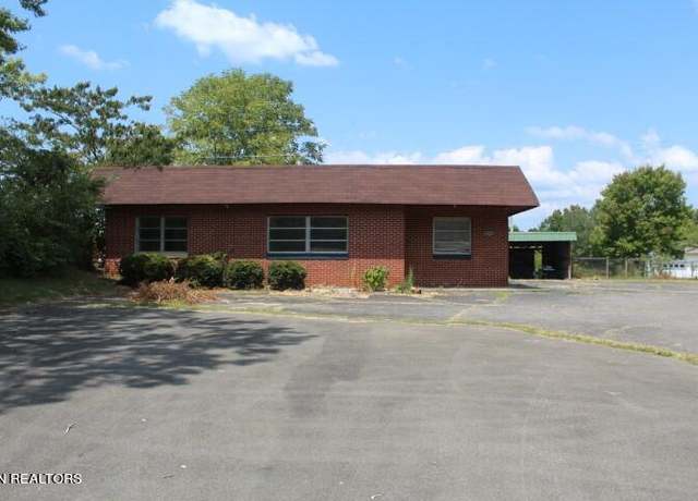 Property at 2674 Highway 39w, Athens, TN 37303, 3 beds, 1.5 baths