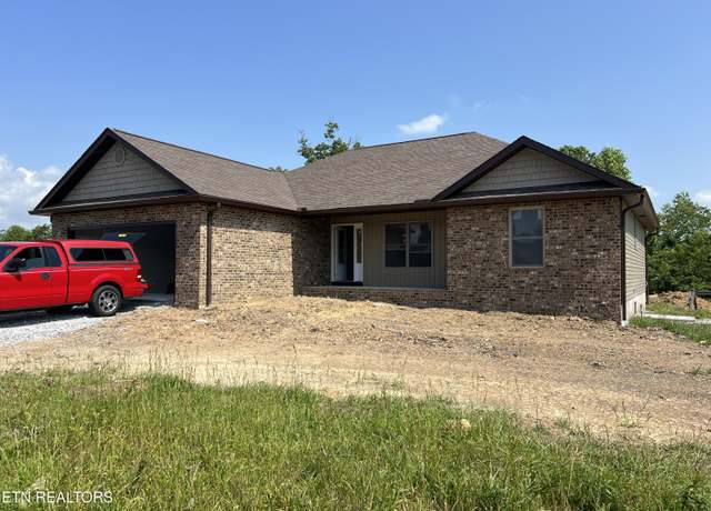 Property at 738 Colby Cir, Crossville, TN 38571, 3 beds, 2 baths