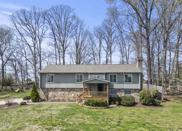 Property at 8705 SW Grospoint Dr, Knoxville, TN 37923, 4 beds, 3 baths