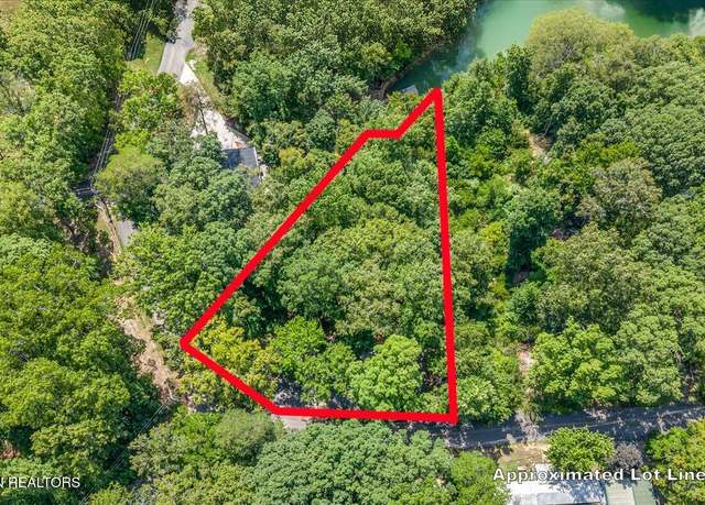 Property at 1901 Bootbluff Trail Trl, Dandridge, TN 37725