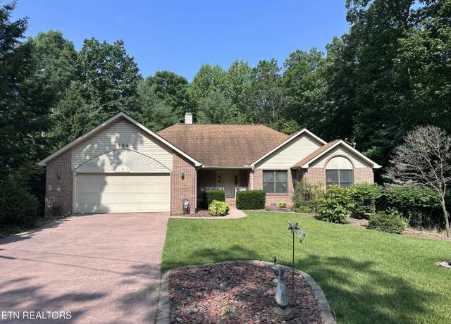 Property at 104 Flossmoor Cir, Crossville, TN 38558, 3 beds, 3 baths
