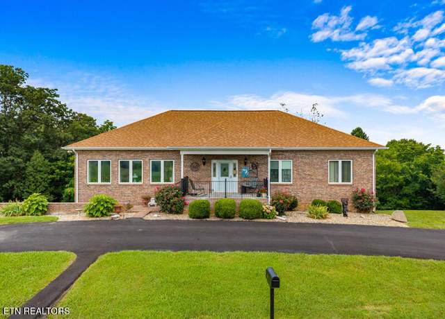 Property at 446 Gaut Rd, Dandridge, TN 37725, 4 beds, 3 baths