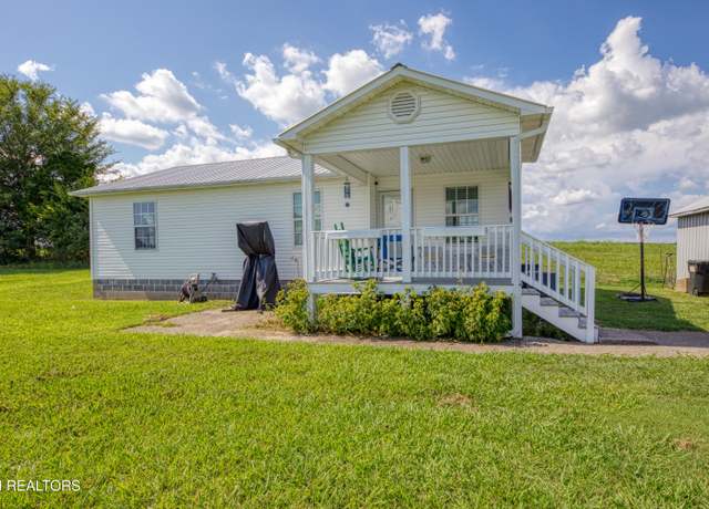 Property at 5819+5817 US Highway 411 S, Maryville, TN 37801, 3 beds, 2 baths