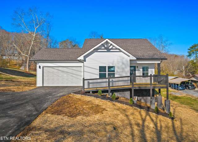 Property at 2319 Island Blvd, Sevierville, TN 37876, 2 beds, 2 baths