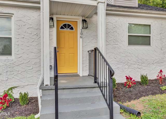 Property at 106 S 5th St, Maryville, TN 37804, 3 beds