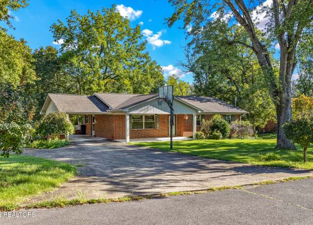 Property at 616 Stalans Dr, Etowah, TN 37331, 3 beds, 3 baths