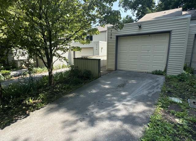 Property at 720 Idlewood Ln, Knoxville, TN 37923, 2 beds, 1.5 baths