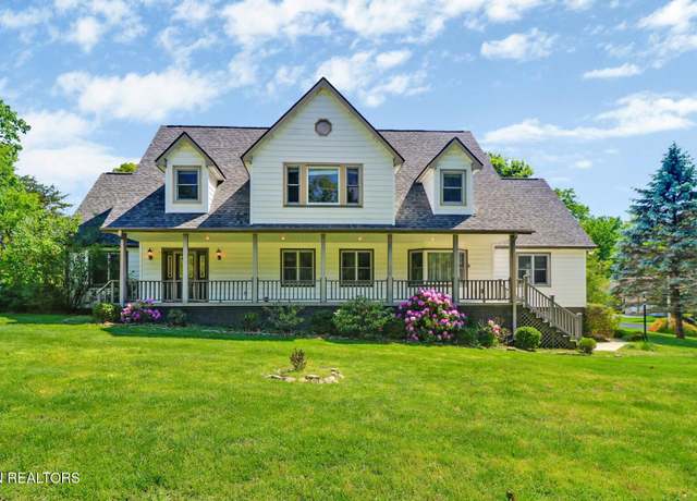 Property at 11 Kingsboro Ln, Crossville, TN 38558, 4 beds, 3.5 baths