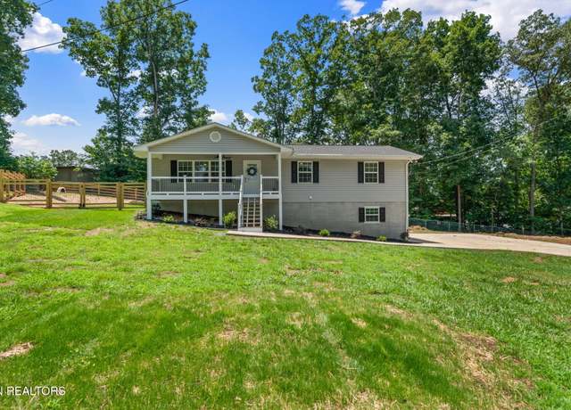 Property at 7029 Castlewood Rd, Knoxville, TN 37931, 5 beds, 3 baths