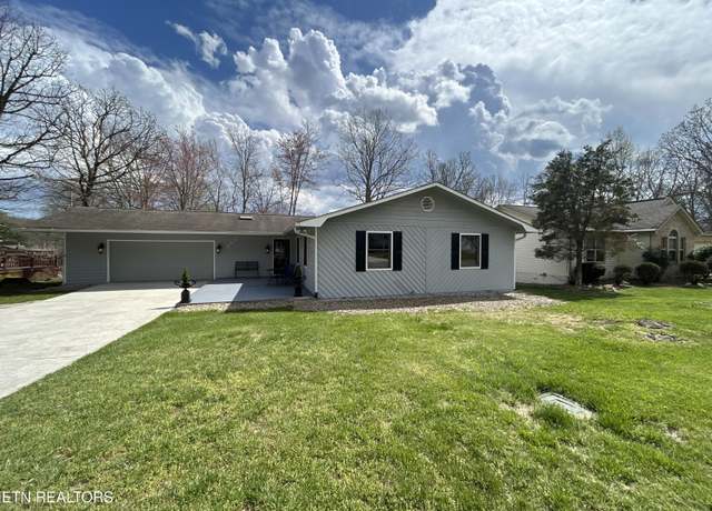 Property at 109 Britton Ln, Crossville, TN 38558, 3 beds, 2 baths