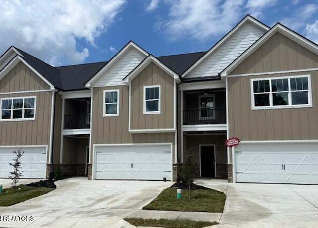 Property at 104 Lombardy Ln, Oak Ridge, TN 37830, 3 beds, 2.5 baths