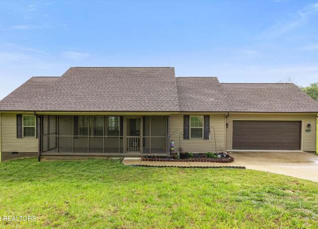 Property at 6326 Lanier Rd, Maryville, TN 37801, 3 beds, 2 baths