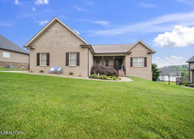 Property at 8118 Frederick John St, Knoxville, TN 37938, 3 beds, 2.5 baths