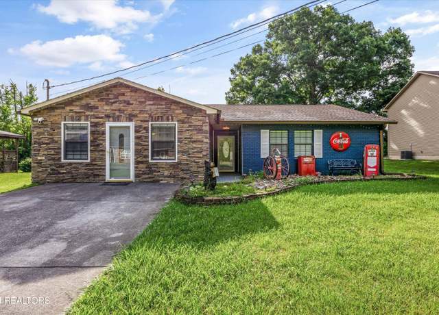 Property at 2837 Willa View Dr, Pigeon Forge, TN 37863, 3 beds, 2 baths
