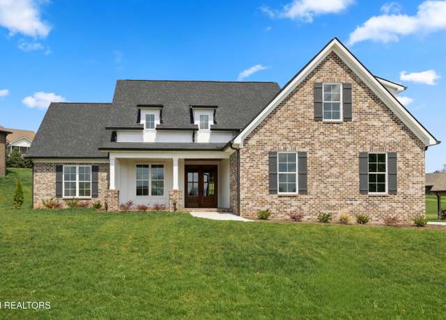 Property at 3732 Holly Berry Dr, Knoxville, TN 37938, 3 beds, 3 baths
