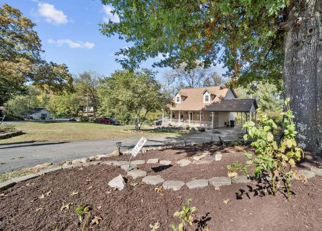 Property at 1440 Hicks Rd, Jefferson City, TN 37760, 3 beds, 2 baths