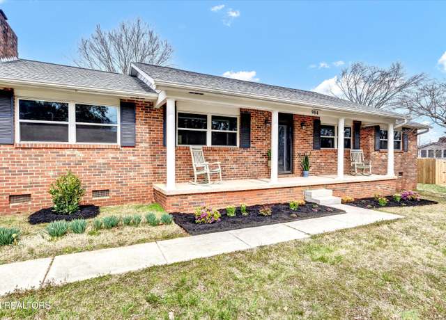Property at 904 Ponder Rd, Knoxville, TN 37923, 4 beds, 2.5 baths