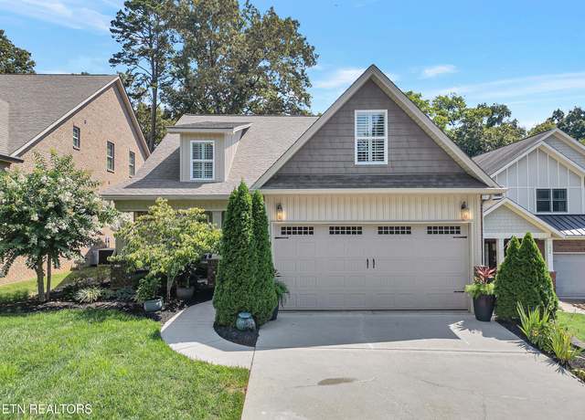 Property at 1022 Providence Grove Way, Knoxville, TN 37919, 4 beds, 3 baths