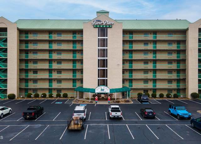 Property at 3215 N River Rd #503, Pigeon Forge, TN 37863, 2 beds, 2 baths