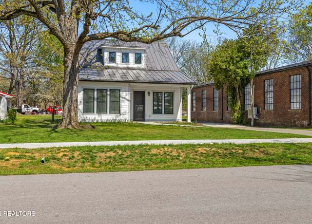Property at 103 E Main St, Englewood, TN 37329, 2 beds, 1 bath