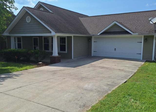 Property at 7739 Applecross Rd, Corryton, TN 37721, 3 beds, 2 baths
