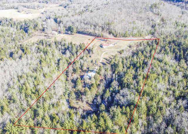 Property at 5625, 5637 Grave Hill Rd Rd, Oneida, TN 37841, 3 beds, 2 baths