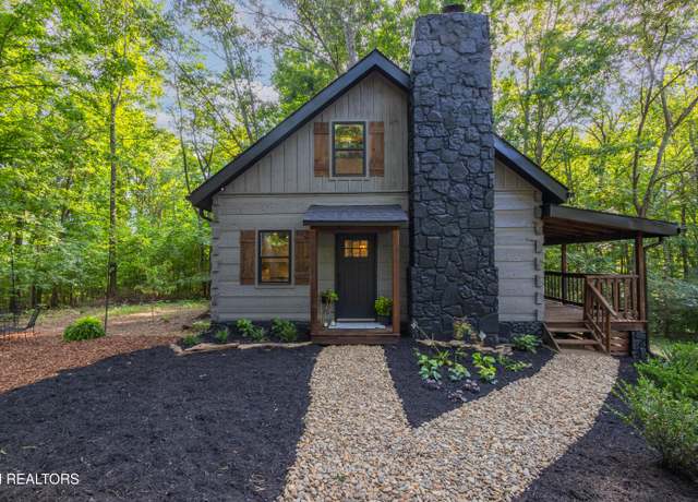 Property at 1331 Ida Ln, Knoxville, TN 37920, 3 beds, 2 baths