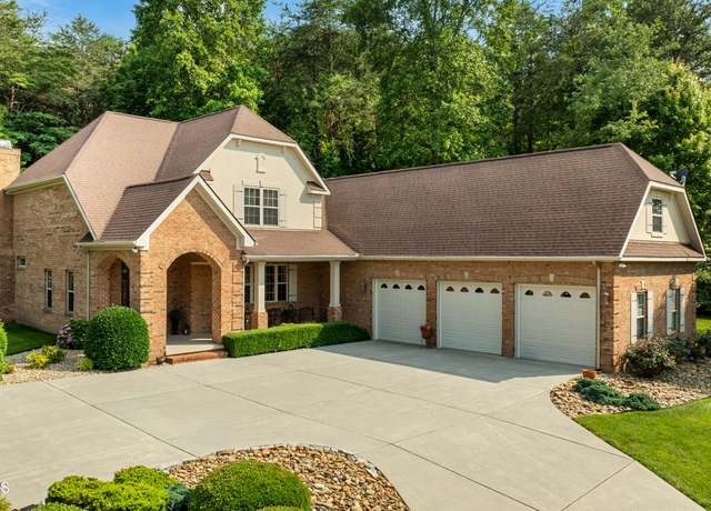 Property at 725 Wood Duck Dr, Vonore, TN 37885, 4 beds, 4.5 baths