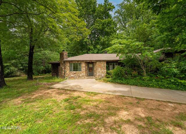 Property at 2212 Byington Solway Rd, Knoxville, TN 37931, 3 beds, 2 baths