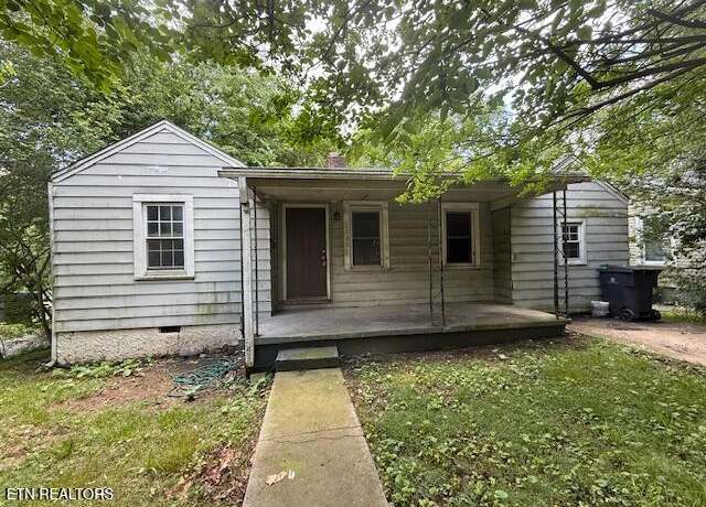 Property at 2322 Cecil Ave, Knoxville, TN 37917, 3 beds, 1 bath