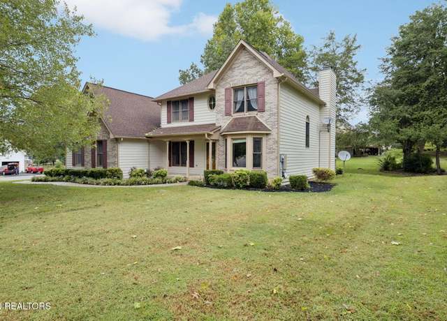 Property at 7404 Royal Springs Blvd, Knoxville, TN 37918, 4 beds, 2.5 baths