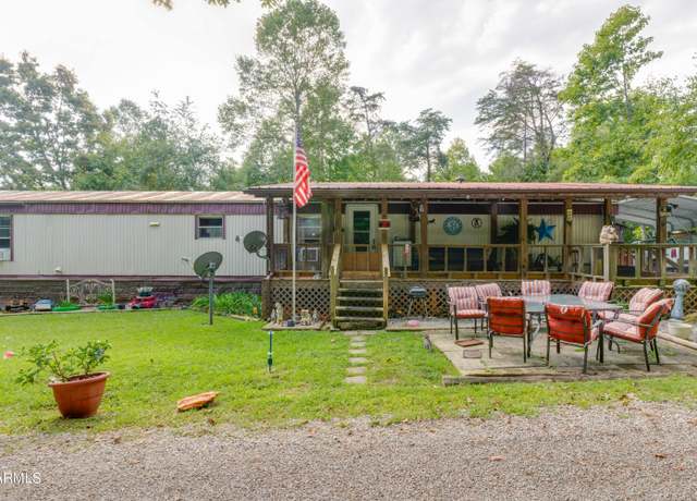 Property at 166 Lester Ledbetter Ln, Hilham, TN 38568, 3 beds, 2 baths