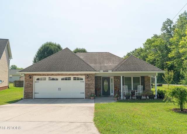 Property at 103 Robinson Ct, Oliver Springs, TN 37840, 3 beds, 2 baths