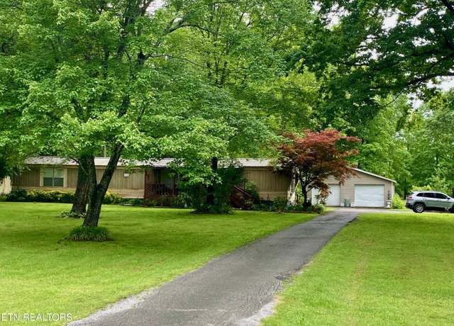 Property at 476 W Jackson Ave, Spring City, TN 37381, 2 beds, 2 baths