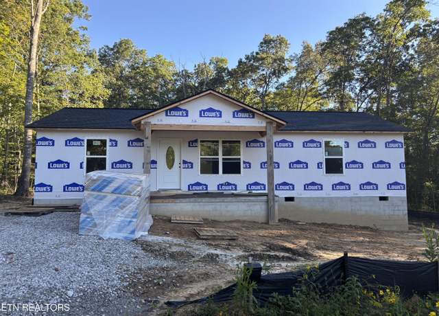 Property at 4139 Chica Rd, Crossville, TN 38572, 2 beds, 2 baths