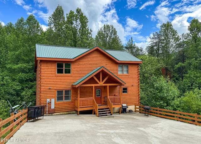Property at 1614 Barn Door Ln, Sevierville, TN 37862, 6 beds, 6.5 baths