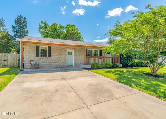 Property at 824 Noragate Rd, Knoxville, TN 37919, 3 beds, 2 baths