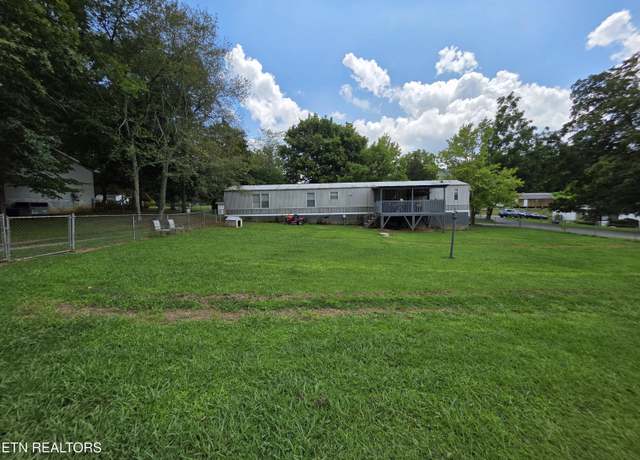 Property at 206 Raccoon Valley Rd, Powell, TN 37849, 3 beds, 2 baths