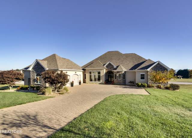 Property at 524 Rarity Bay Pkwy, Vonore, TN 37885, 3 beds, 3.5 baths