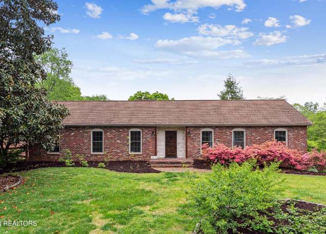 Property at 9512 Middleground Ln, Knoxville, TN 37923, 4 beds, 3 baths