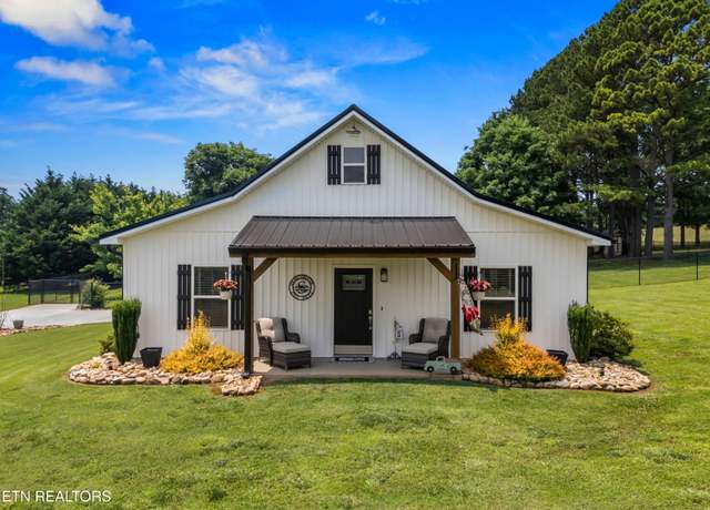 Property at 664 Victoria Dr, Dandridge, TN 37725, 2 beds, 2 baths