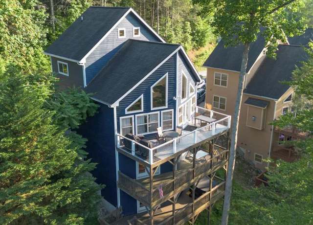Property at 143 Northbridge Ln, Lafollette, TN 37766, 8 beds, 4.5 baths