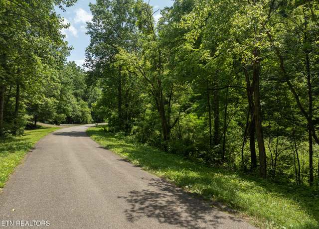Property at 270 Smokey Rd, Maryville, TN 37801