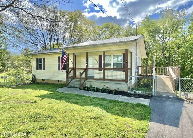 Property at 128 Johnson Dr, Lenoir City, TN 37771, 3 beds, 1 bath