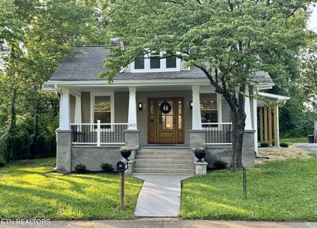 Property at 2431 Edgewood Ave, Knoxville, TN 37917, 3 beds, 3 baths