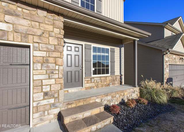 Property at 2308 Madeline Vine Ln, Knoxville, TN 37931, 3 beds, 2.5 baths
