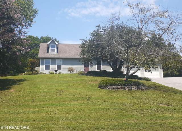 Property at 9945 Tierra Verde Dr, Knoxville, TN 37922, 3 beds, 2.5 baths